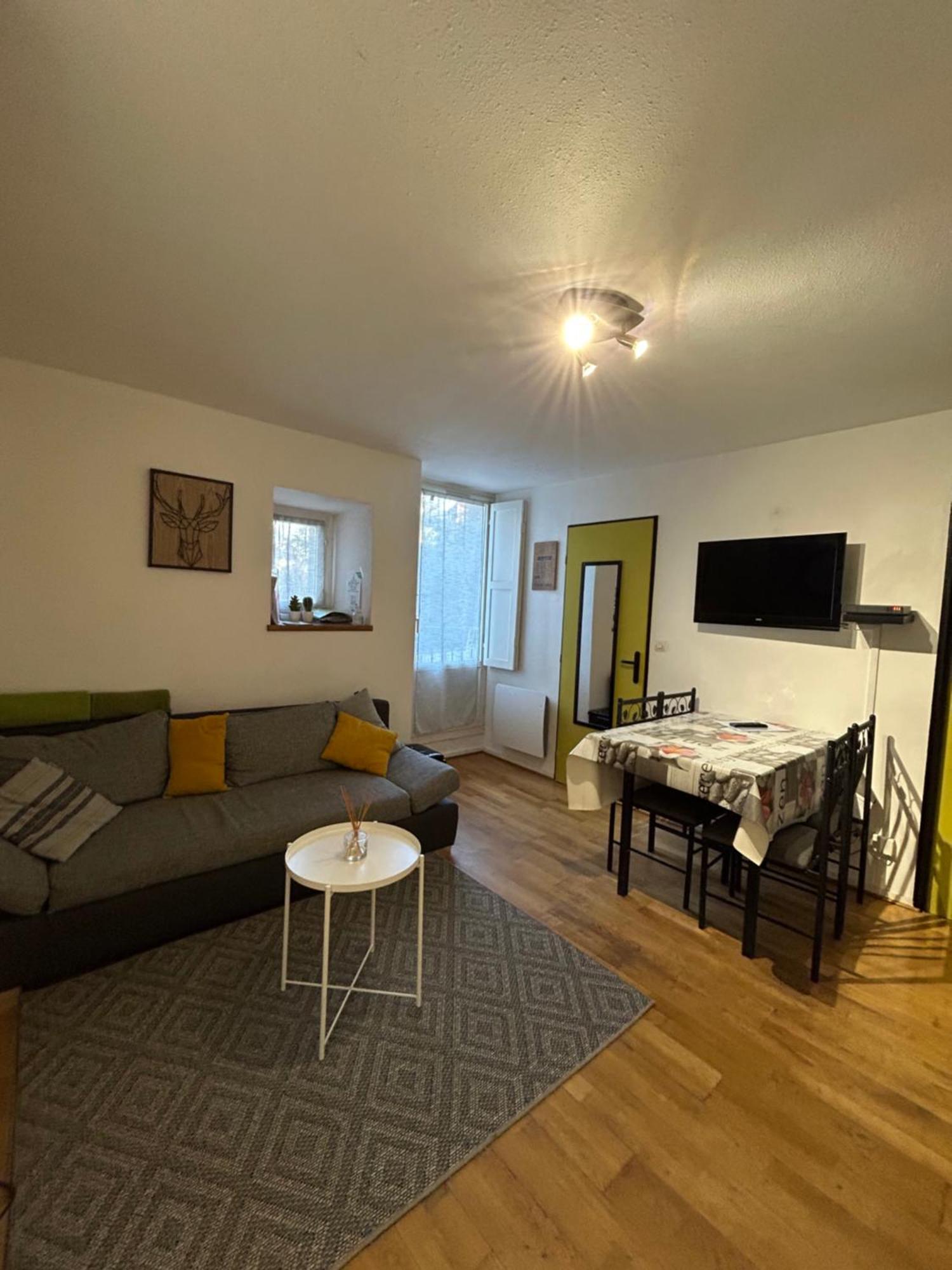 Appt Entier Rdc 1 Chambre Allee D'Etigny Bagneres-de-Luchon Exterior photo